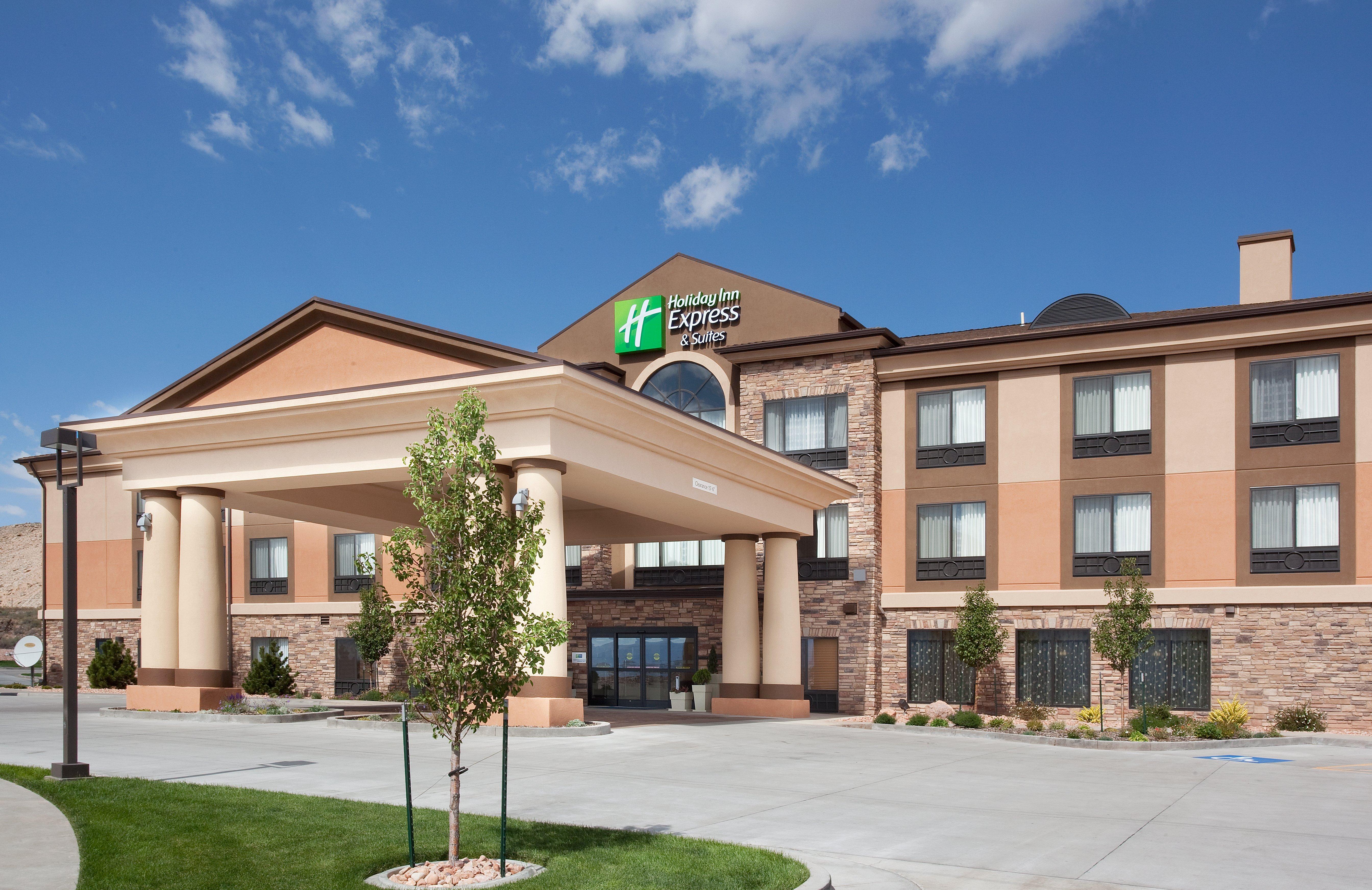 Holiday Inn Express Richfield By Ihg Exterior foto